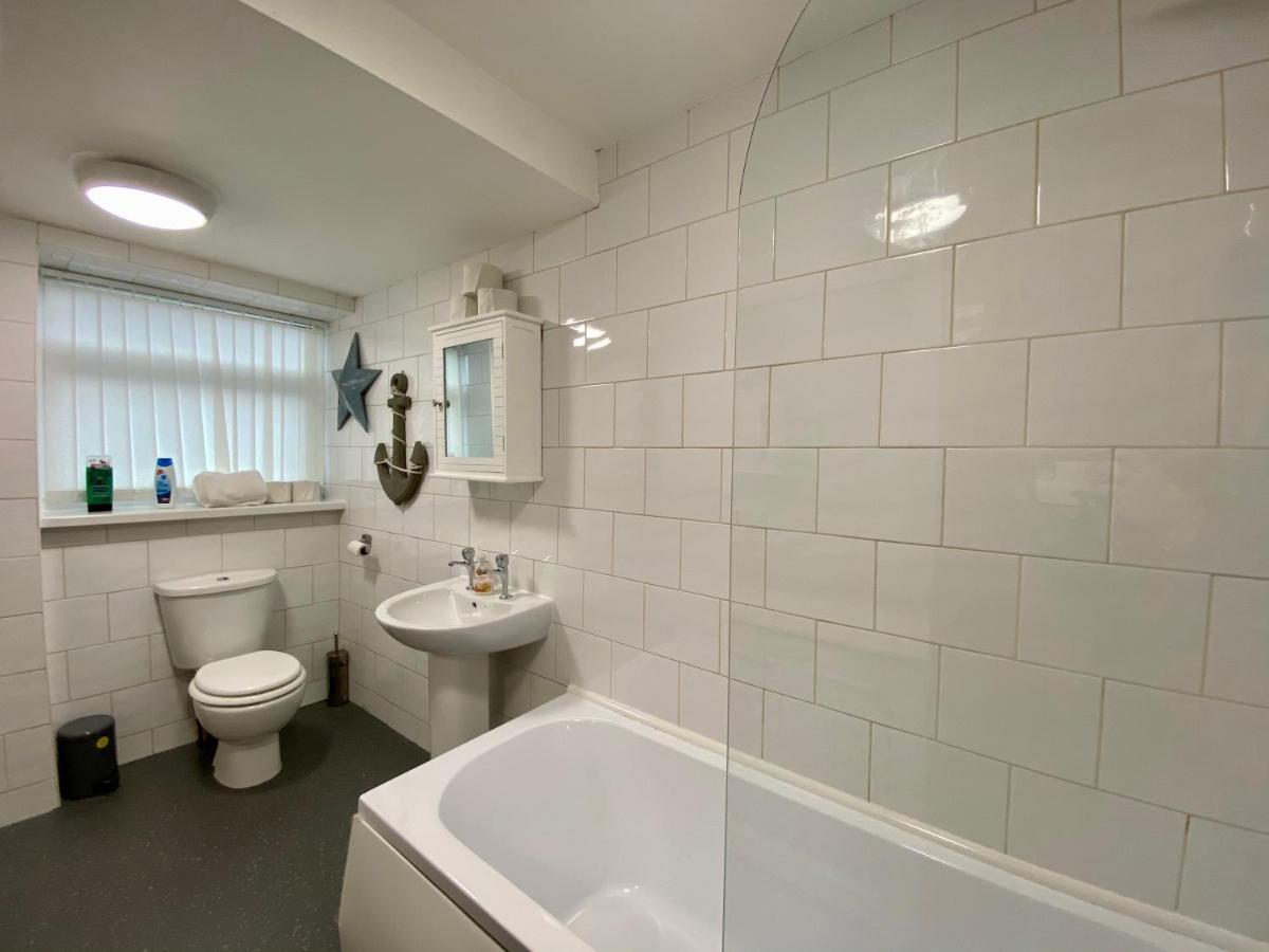 Simpson Beach View Apartments By Blackpool Service Apartments Exteriör bild