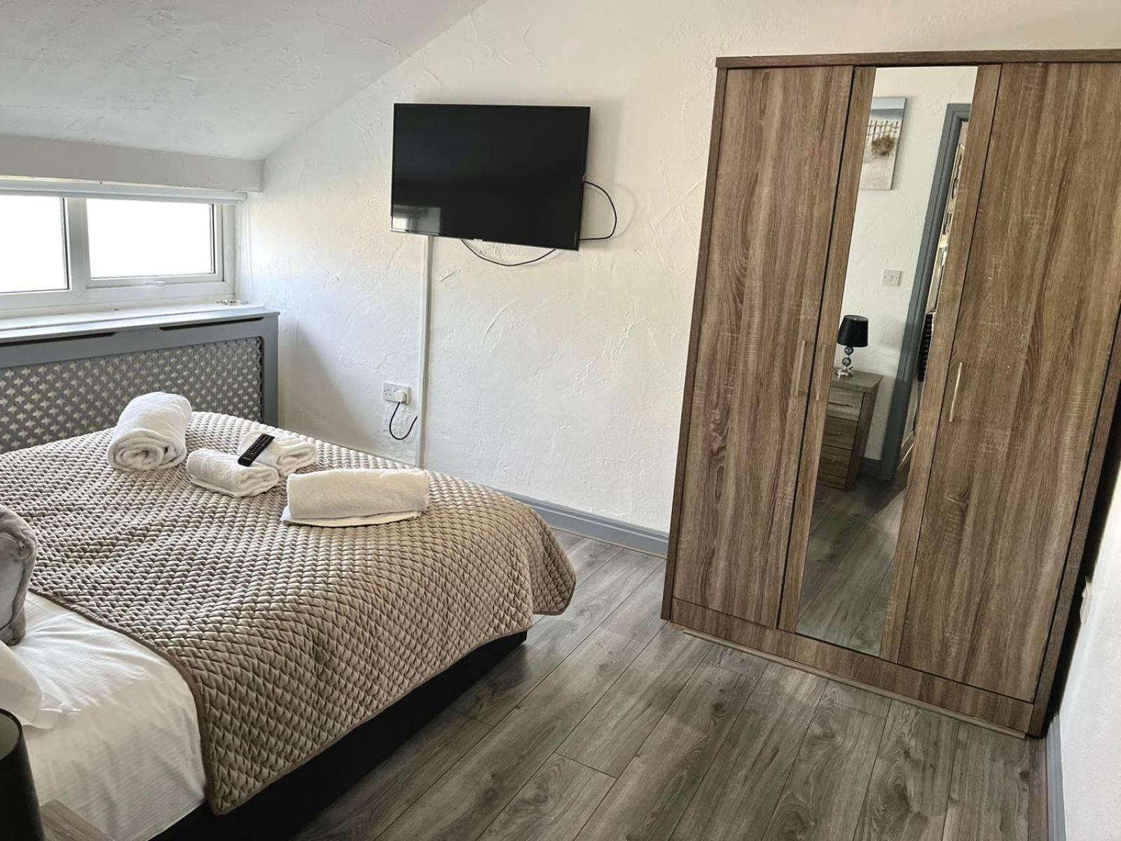 Simpson Beach View Apartments By Blackpool Service Apartments Exteriör bild