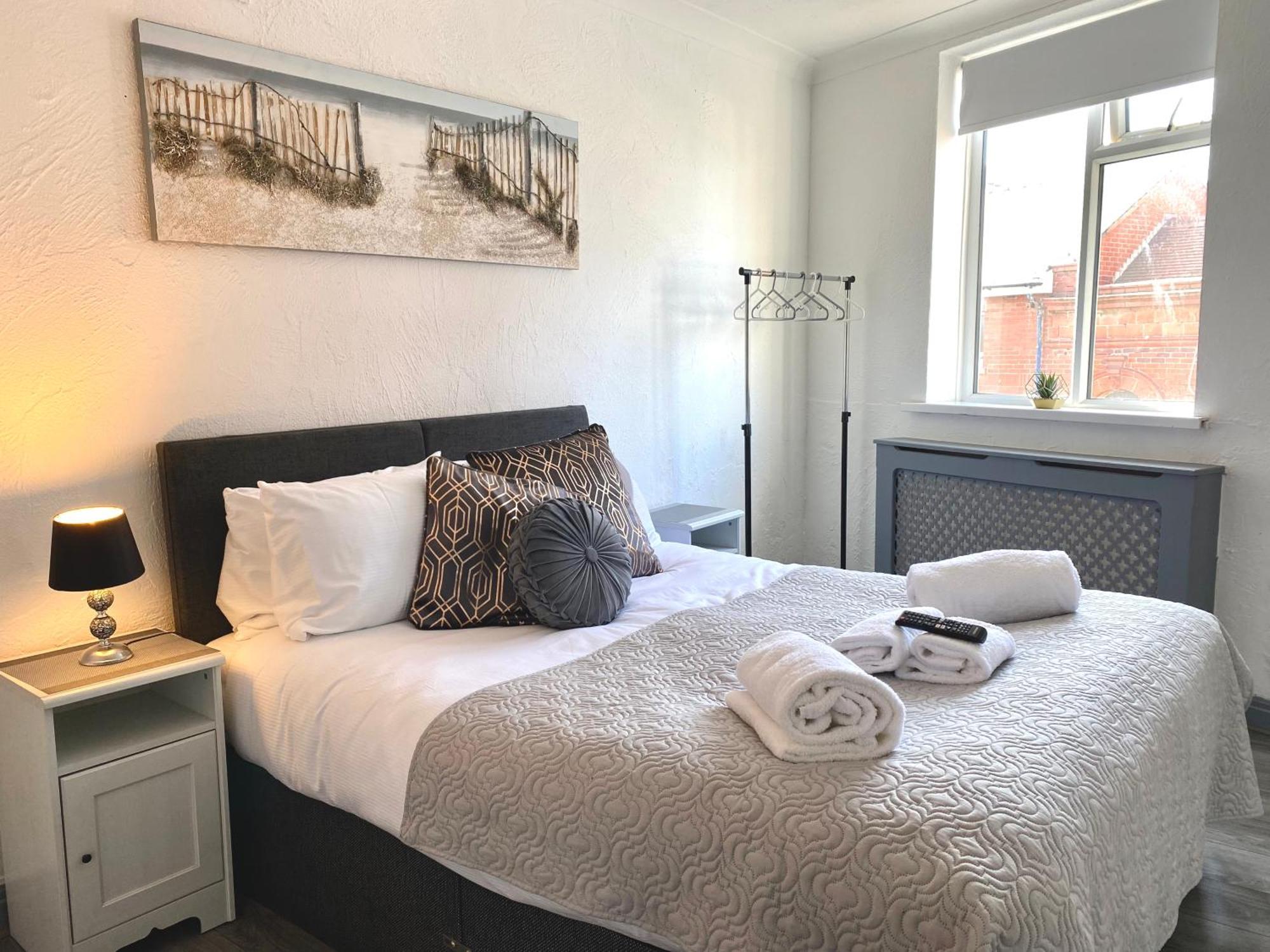 Simpson Beach View Apartments By Blackpool Service Apartments Exteriör bild